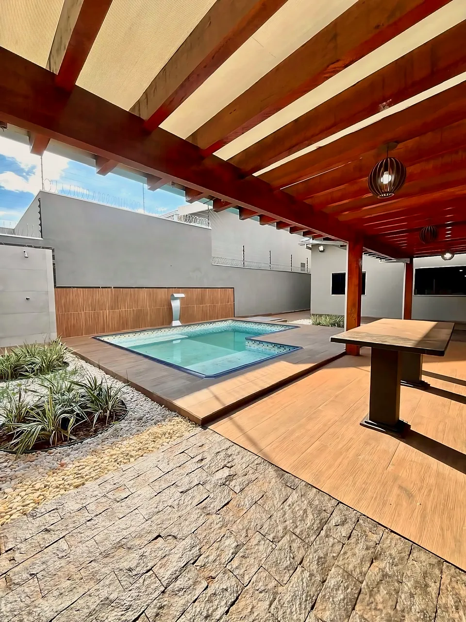 Casa à venda em Residencial Interlagos, Rio Verde, foto 1 de 24