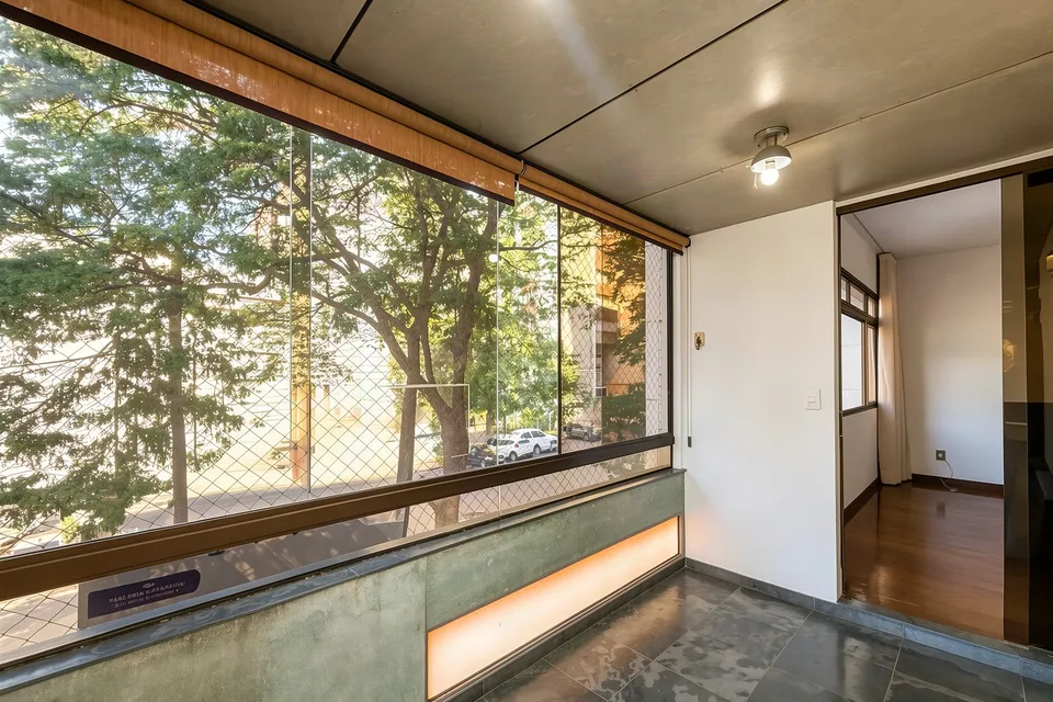 Apartamento à venda em Funcionários, Belo Horizonte, foto 3 de 12